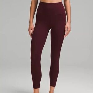 Lululemon Athletica Leggings Align HR pant 25" SZ. 10 Garnet